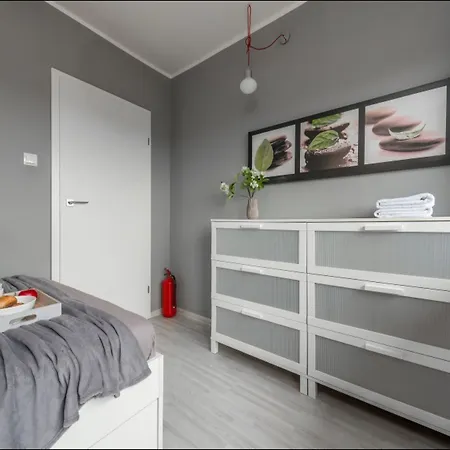 Sandomierska P&o * وارسو